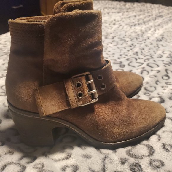 MIZ MOOZ Bubbles Suede Wide Buckle Strap Ankle Boots - Size 9 - Picture 1 of 6